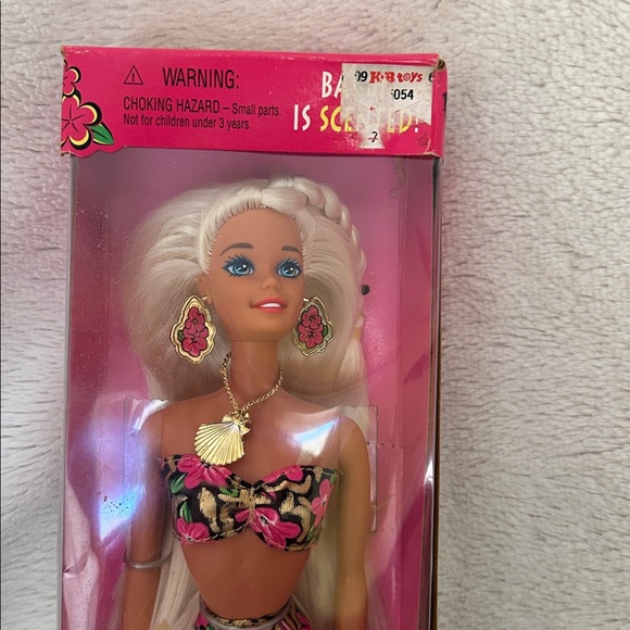 NIB 1994 Scented Tropical Splash Barbie - Picture 2 of 9